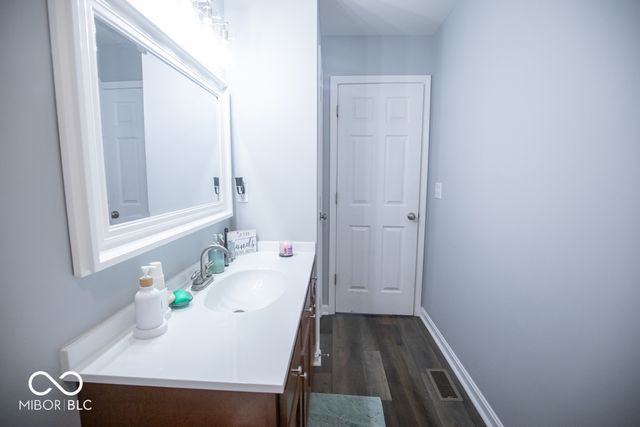 231 High Street, North Vernon, IN 47265