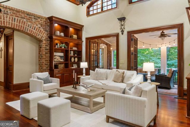932 Old Mountain Road NW, Marietta, GA 30064