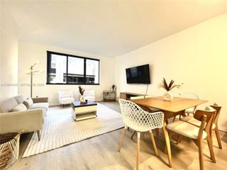 540 Brickell Key Dr 202, Miami, FL 33131