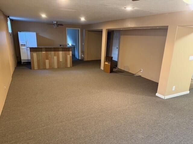 5382 N Lakewood Drive, Springfield, MO 65803