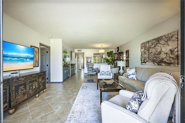 6350 Pelican Bay BLVD 102B, Naples, FL 34108