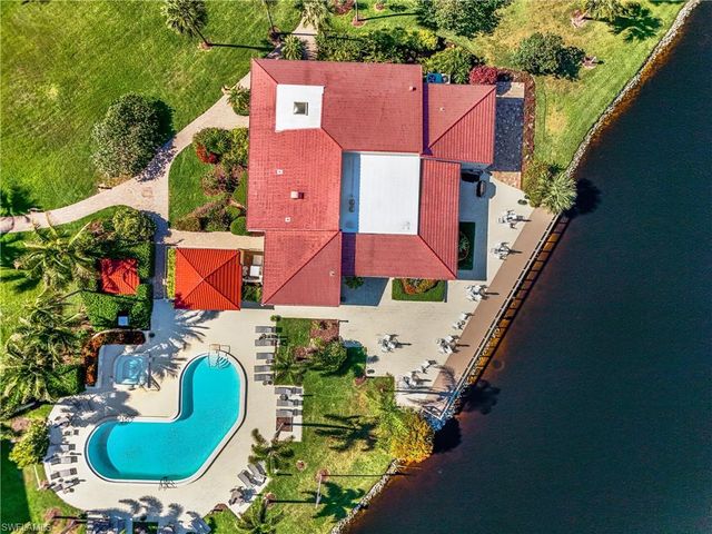 6350 Pelican Bay BLVD 102B, Naples, FL 34108