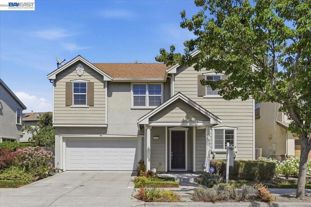 9424 Dunbar Dr, Oakland, CA 94603