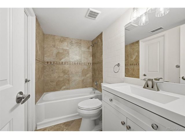 3053 S Ursula Cir 102, Aurora, CO 80014