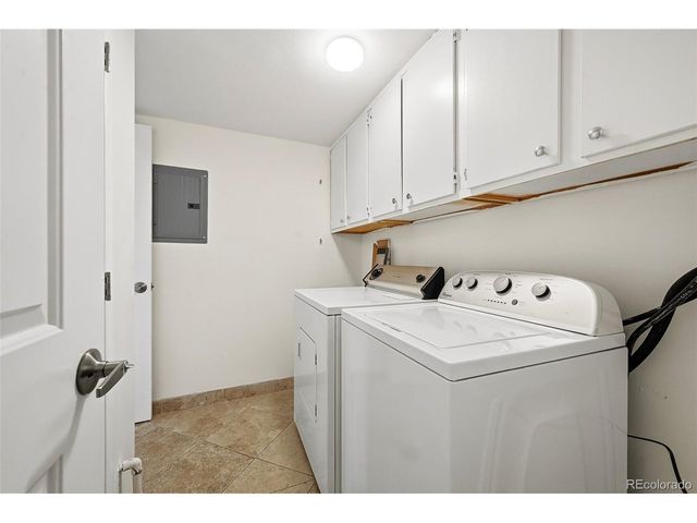 3053 S Ursula Cir 102, Aurora, CO 80014