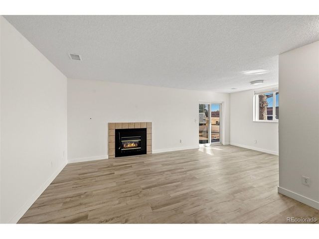 3053 S Ursula Cir 102, Aurora, CO 80014