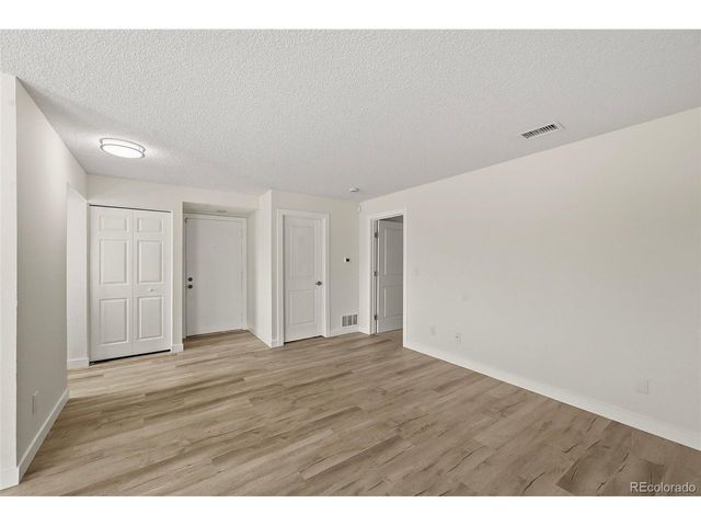 3053 S Ursula Cir 102, Aurora, CO 80014