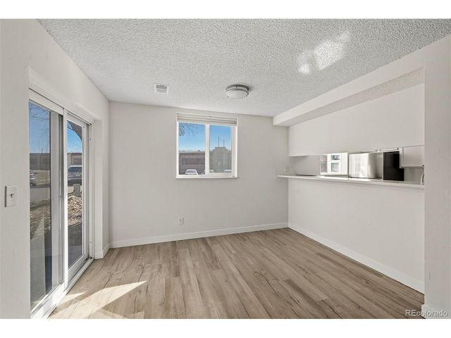3053 S Ursula Cir 102, Aurora, CO 80014