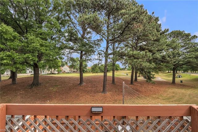 5302 Brookstone LN, Virginia Beach, VA 23455