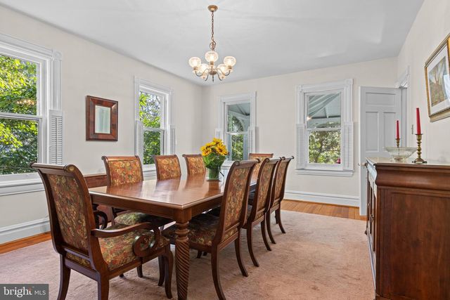 391 KIRK LN, Media, PA 19063