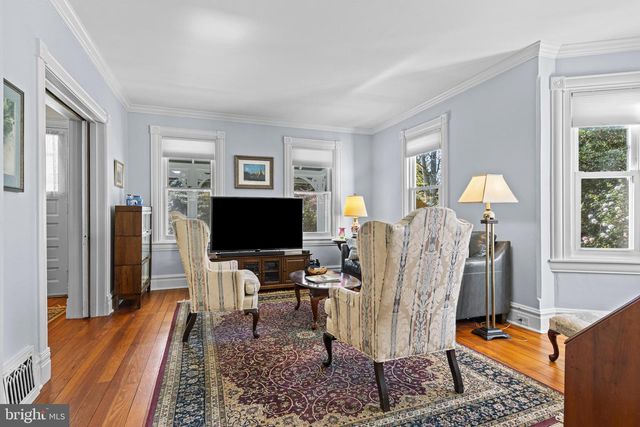 391 KIRK LN, Media, PA 19063