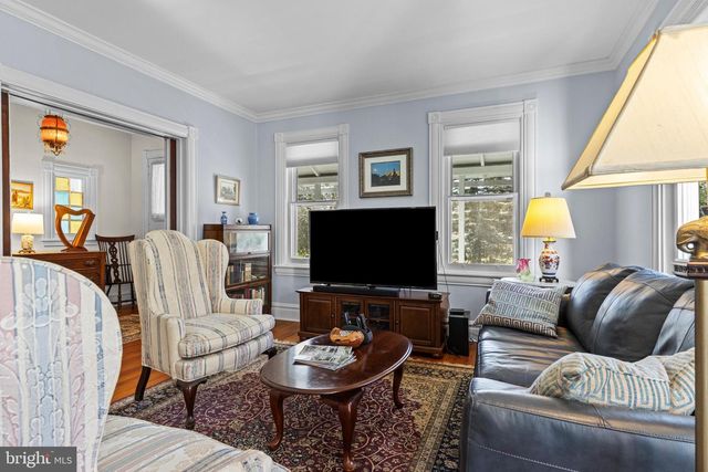 391 KIRK LN, Media, PA 19063