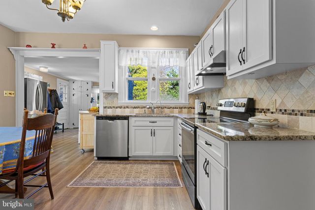 391 KIRK LN, Media, PA 19063