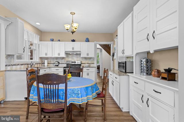 391 KIRK LN, Media, PA 19063