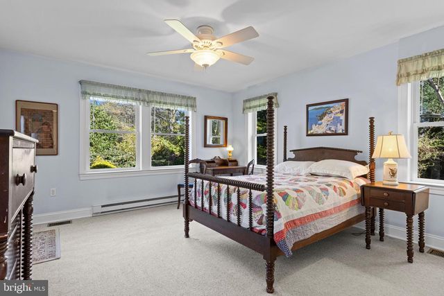 391 KIRK LN, Media, PA 19063