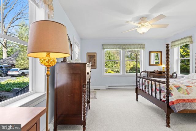 391 KIRK LN, Media, PA 19063