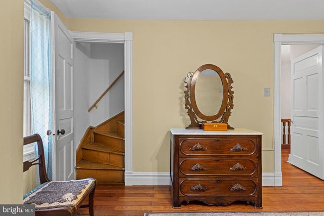 391 KIRK LN, Media, PA 19063