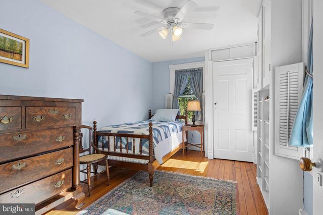 391 KIRK LN, Media, PA 19063