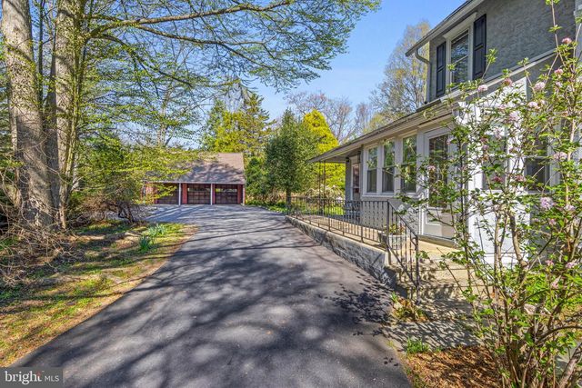 391 KIRK LN, Media, PA 19063