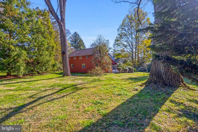 391 KIRK LN, Media, PA 19063