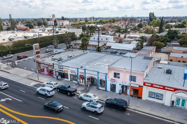 4342 Slauson, Pine, Maywood, CA 90270