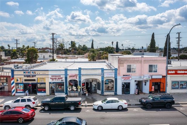 4342 Slauson, Pine, Maywood, CA 90270