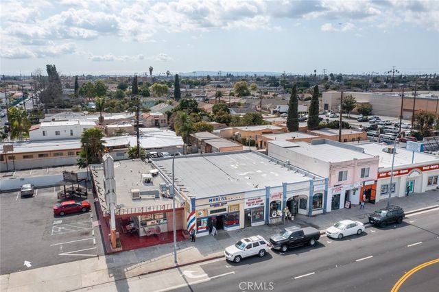 4342 Slauson, Pine, Maywood, CA 90270