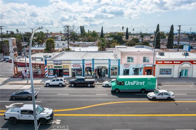 4342 Slauson, Pine, Maywood, CA 90270