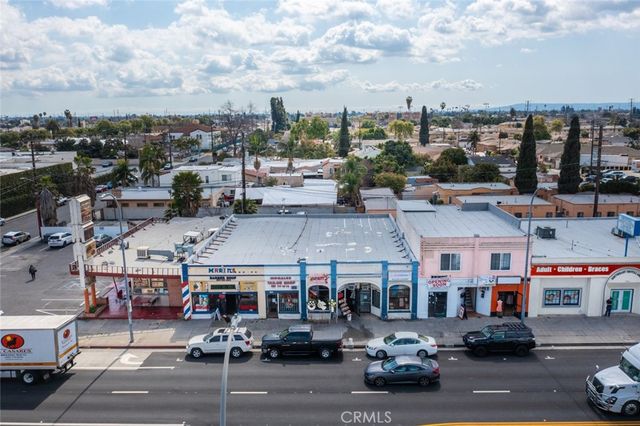 4342 Slauson, Pine, Maywood, CA 90270