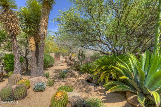 7485 E Arroyo Hondo Road, Scottsdale, AZ 85266