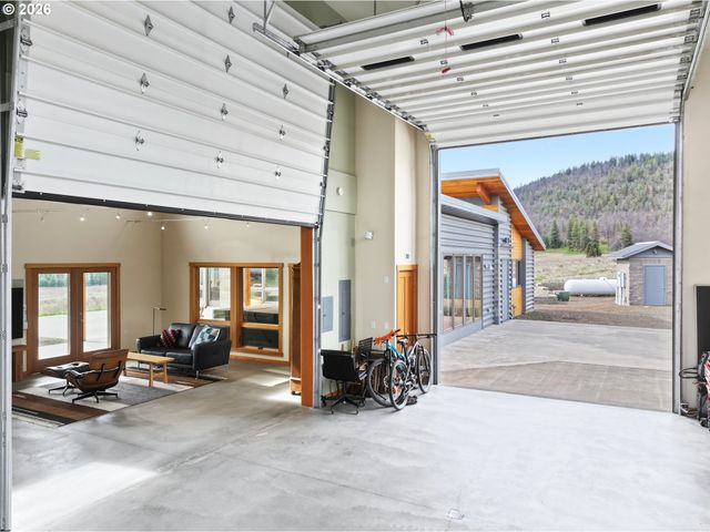 505 KNIGHT Rd, Goldendale, WA 98620