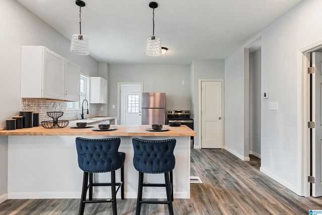 809 6TH WAY, Birmingham, AL 35214