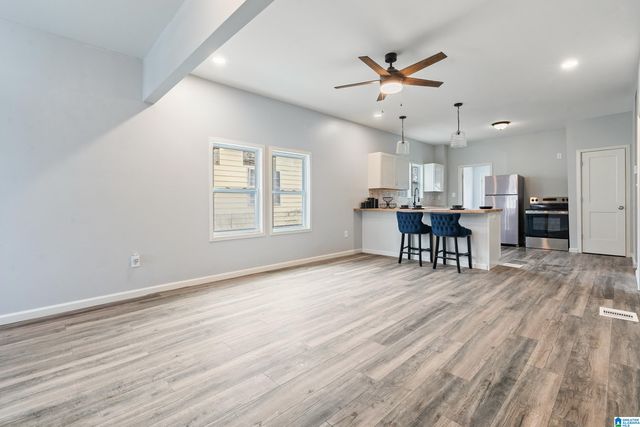 809 6TH WAY, Birmingham, AL 35214