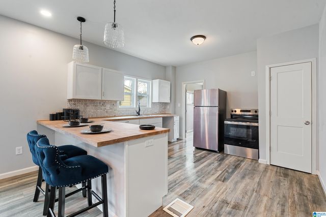 809 6TH WAY, Birmingham, AL 35214