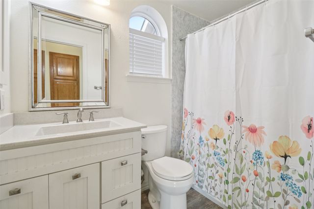 3017 Eagles Nest Drive, Bedford, TX 76021