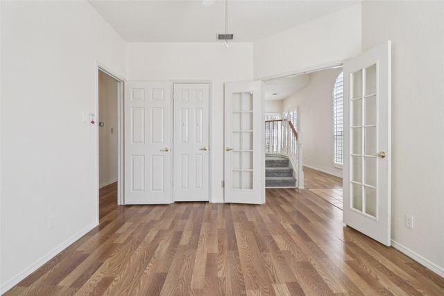 3017 Eagles Nest Drive, Bedford, TX 76021