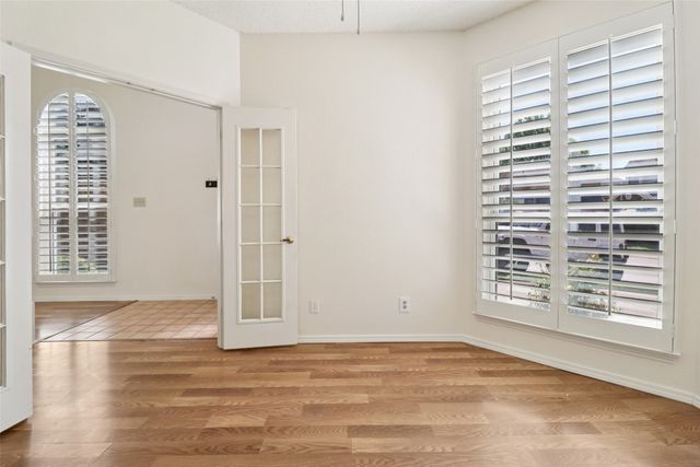 3017 Eagles Nest Drive, Bedford, TX 76021