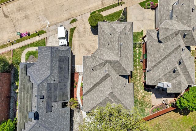 3017 Eagles Nest Drive, Bedford, TX 76021