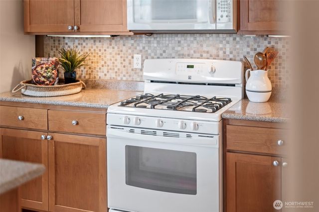 2010 Garry Oaks Avenue #A, Dupont, WA 98327