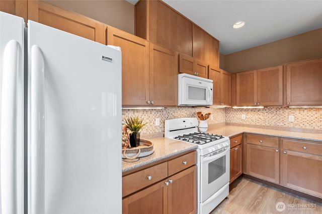 2010 Garry Oaks Avenue #A, Dupont, WA 98327