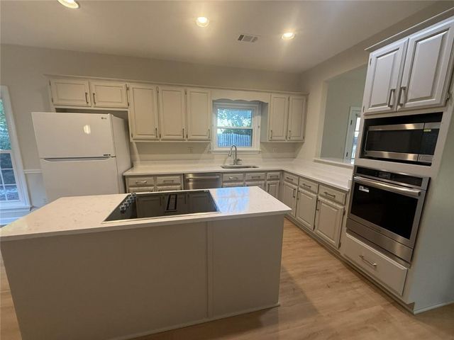 525 Birch Forest Lane, Johns Creek, GA 30005