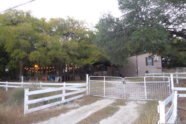 849 Tamarack, Canyon Lake, TX 78133