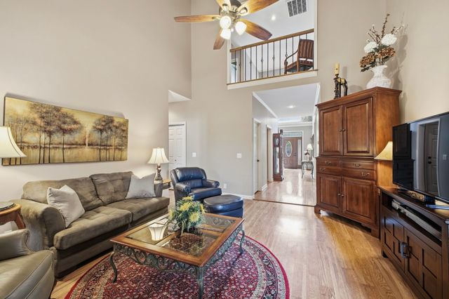 504 Stratford Ct, Franklin, TN 37069