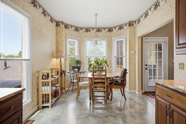 504 Stratford Ct, Franklin, TN 37069