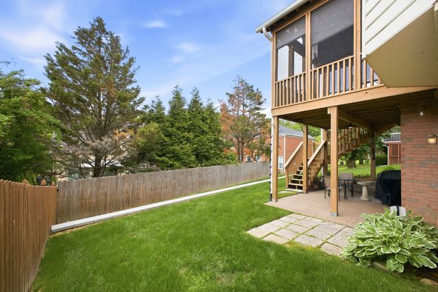 504 Stratford Ct, Franklin, TN 37069