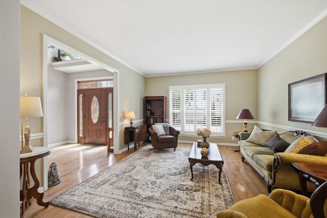 504 Stratford Ct, Franklin, TN 37069