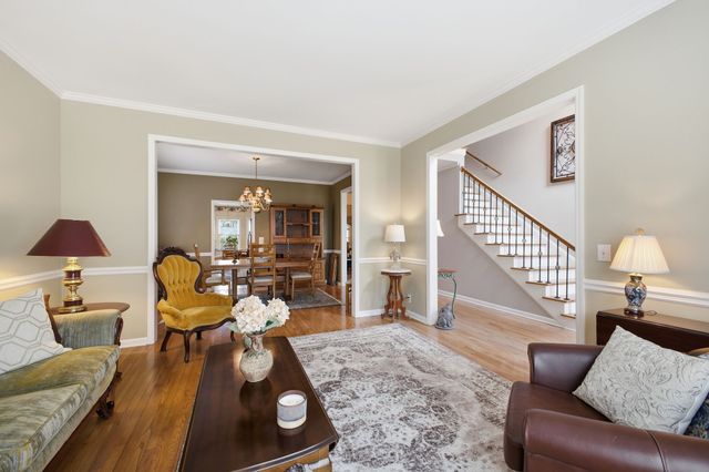 504 Stratford Ct, Franklin, TN 37069