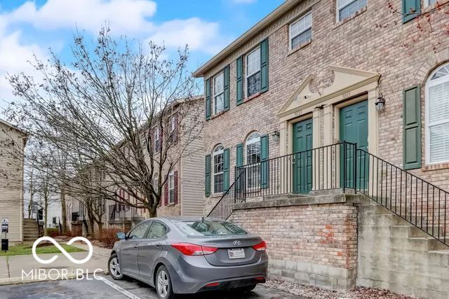 3083 Armory Drive, Indianapolis, IN 46208