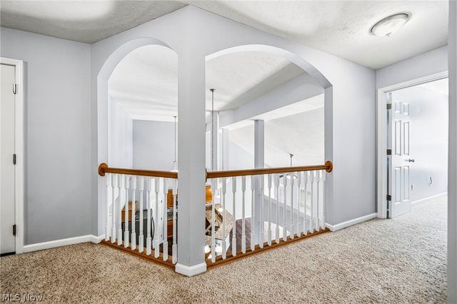 7025 Easton Way W, Concord Twp, OH 44060