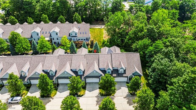 7025 Easton Way W, Concord Twp, OH 44060